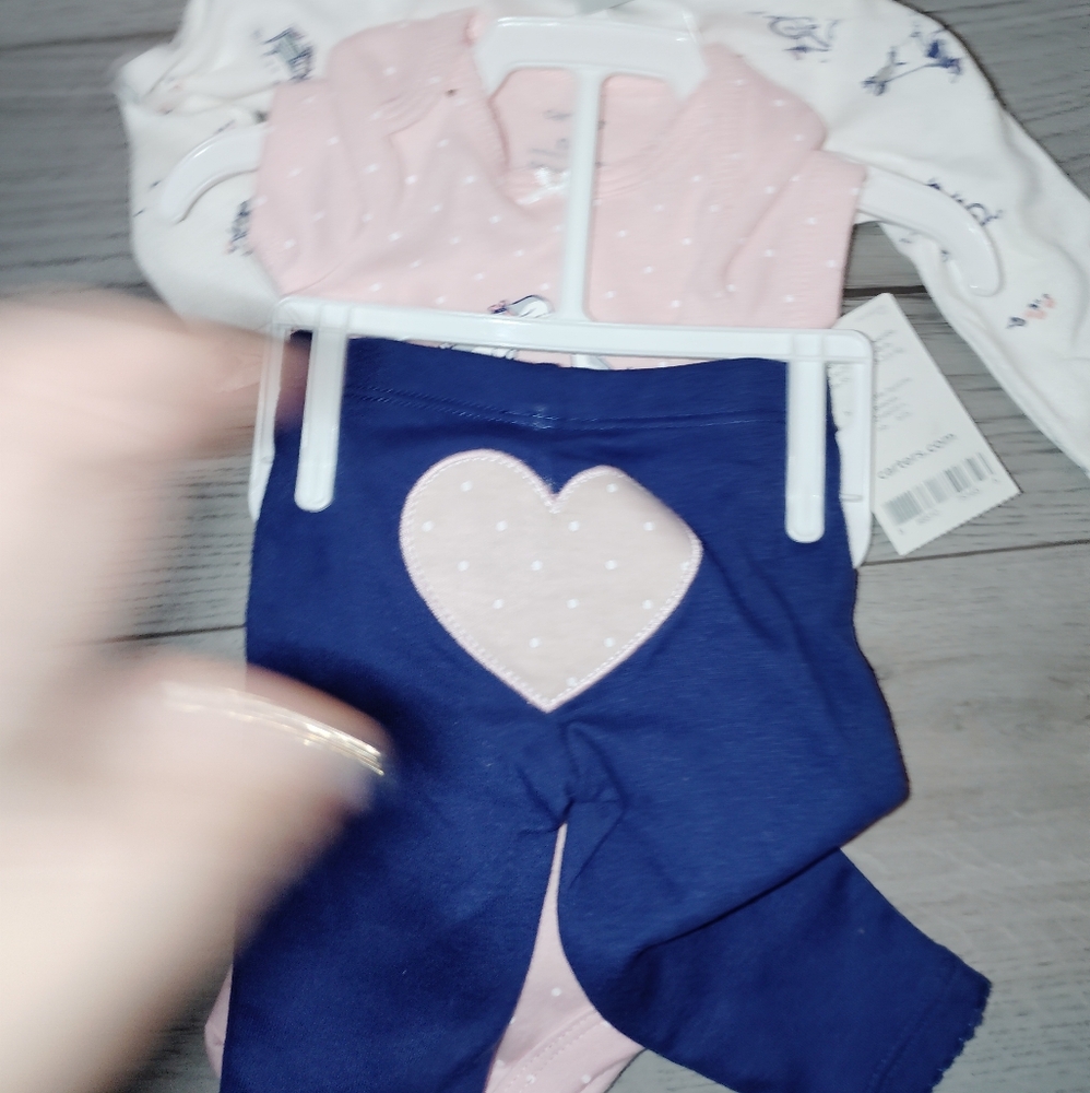 Carter Baby Layette Set Puppies Newborn 🆕 Girl - Picture 2 of 4